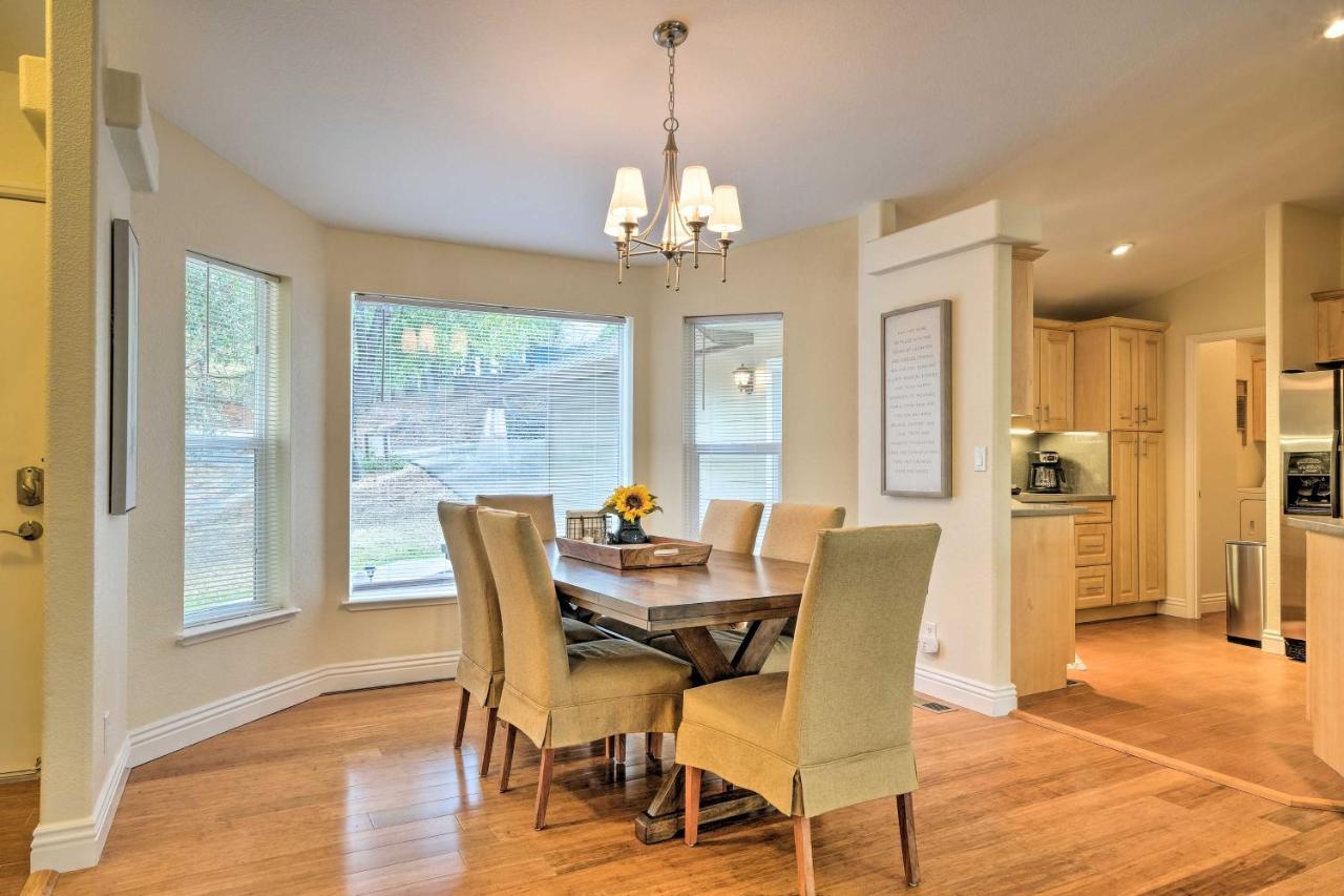Groveland Gem With Deck, Game Room And Much More! Extérieur photo