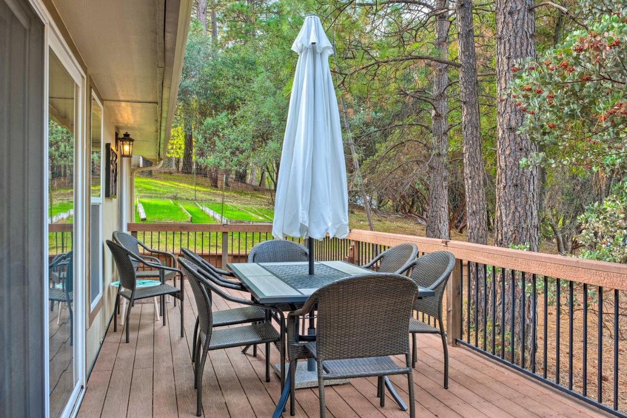 Groveland Gem With Deck, Game Room And Much More! Extérieur photo