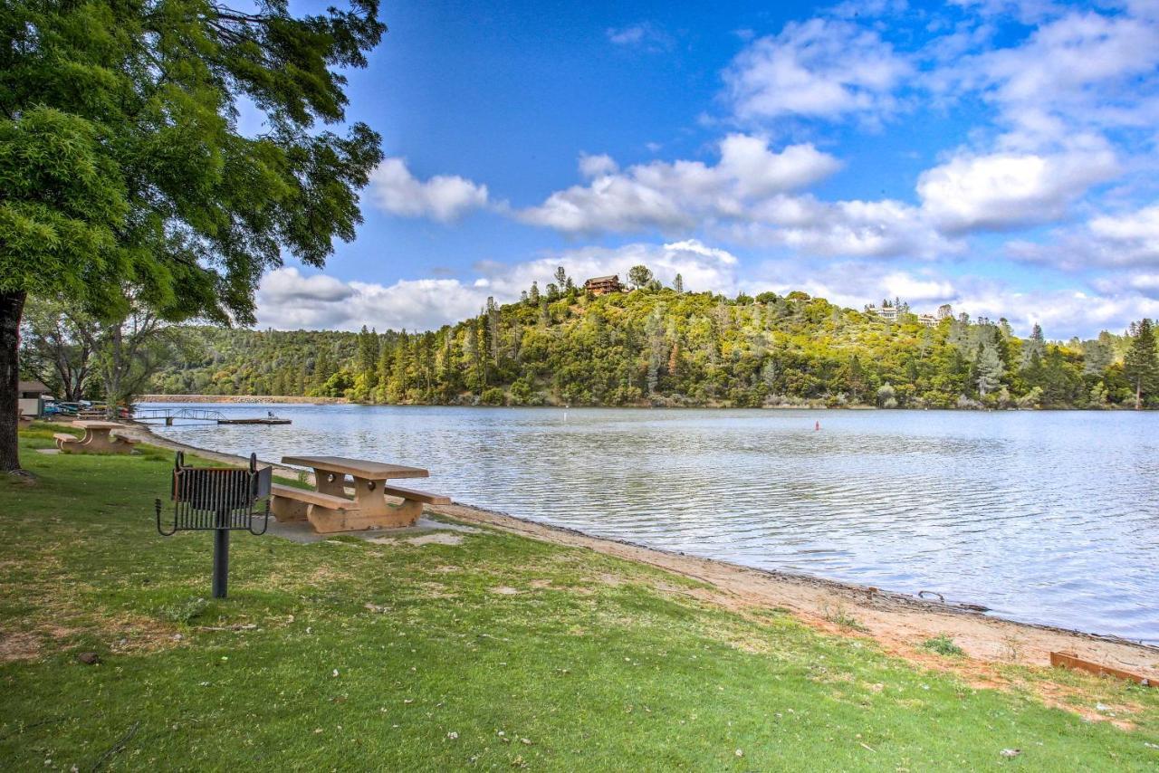 Groveland Gem With Deck, Game Room And Much More! Extérieur photo
